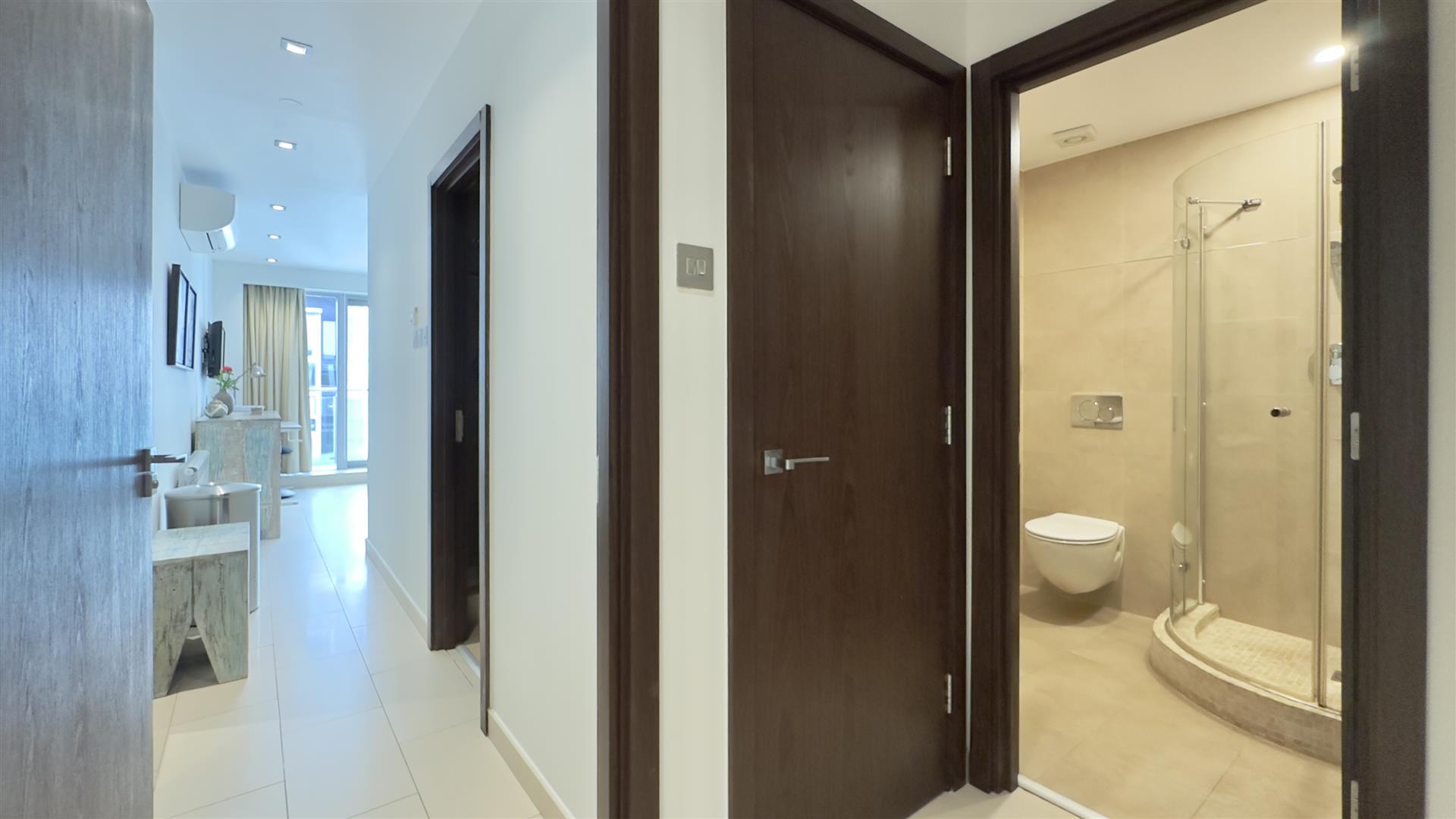  Image of Apartment - 2 Bedrooms - 2 Bathrooms for Sale in Ocean Village-Gibraltar, Image 11